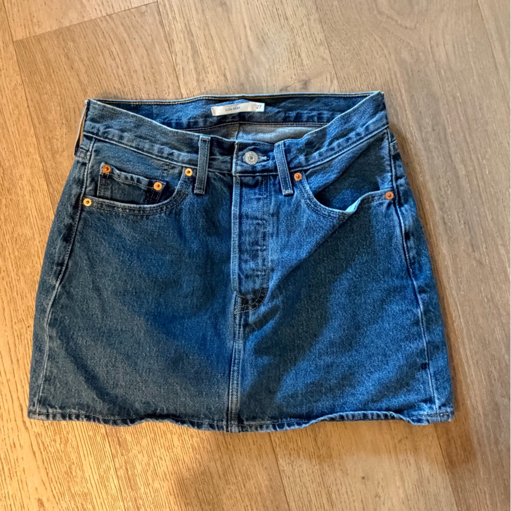 Levi’s Denim Icon Skirt 27